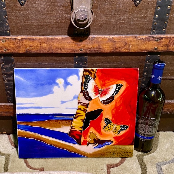 Awesome vintage ‘70s glazed ceramic tile scene of ocean & 3 butterflies - Picture 2 of 8